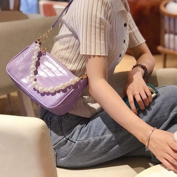 Moonlowa Shoulder Bag with Pearl Straps💕 - Picture 10 of 10